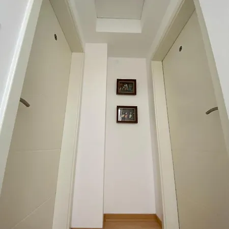 Stern Bis Zu 9 Betten Verfuegbar