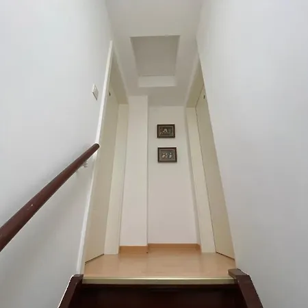 Stern Bis Zu 9 Betten Verfuegbar 不莱梅