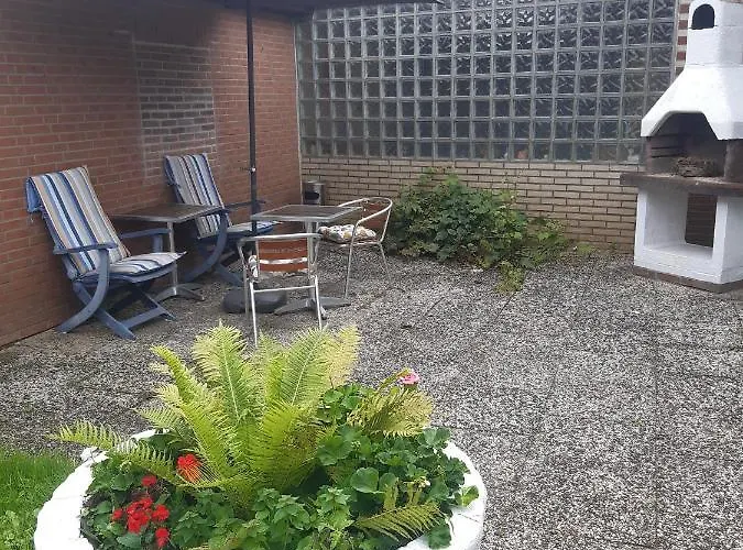 Stern Bis Zu 9 Betten Verfuegbar Brême