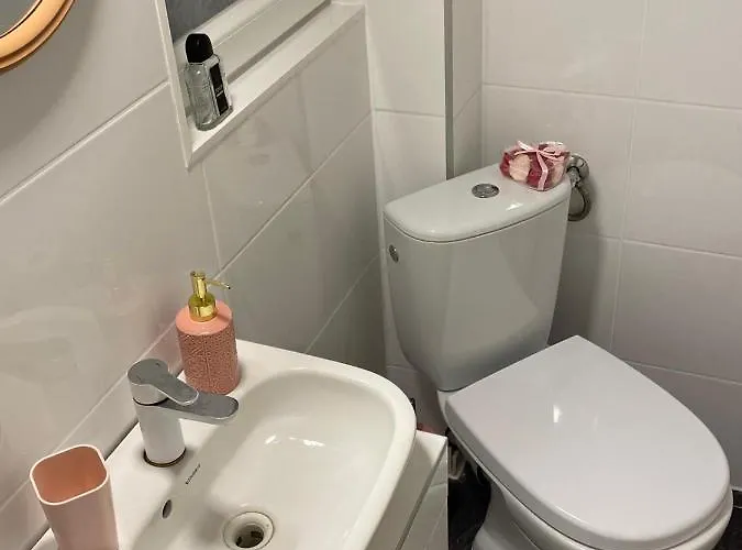 Stern Bis Zu 9 Betten Verfuegbar