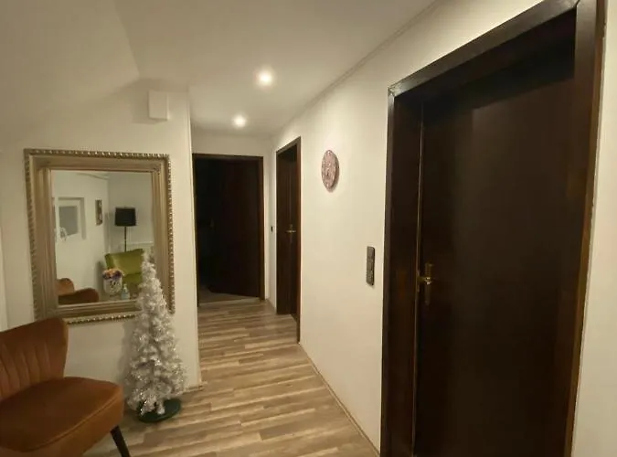 Stern Bis Zu 9 Betten Verfuegbar Quarto em Acomodações Particulares Bremen